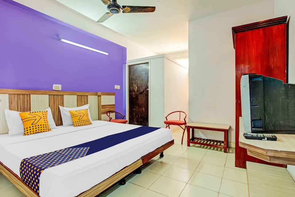 SPOT ON 78792 Moore Residency, Central Chennai, Chennai