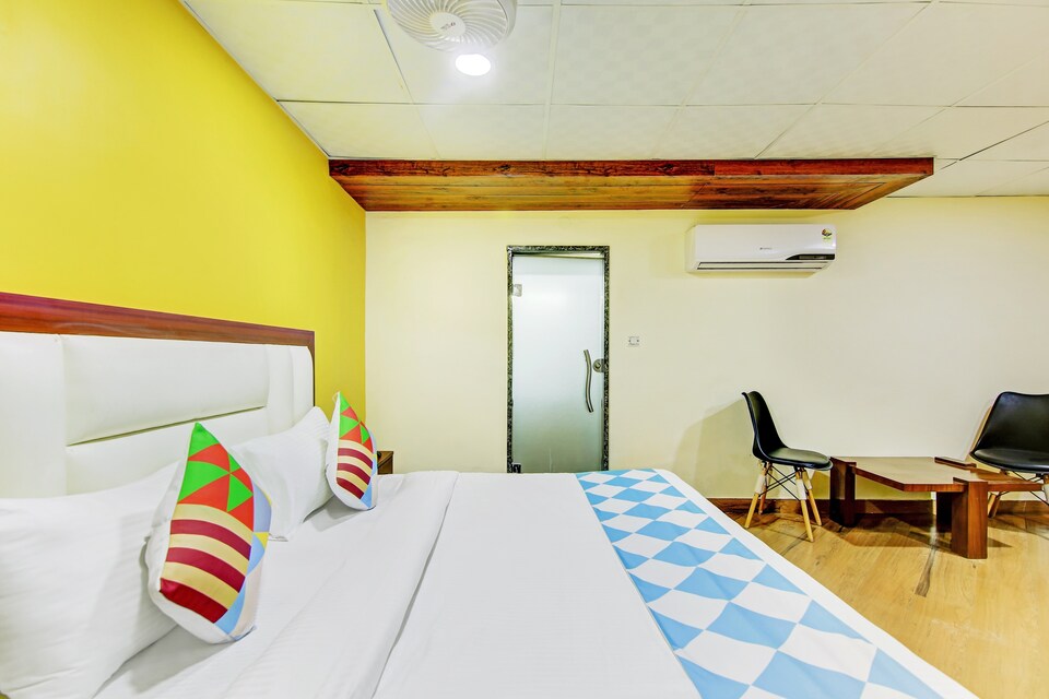 OYO 78801 AG 35, Pitampura - Rohini Delhi, Delhi