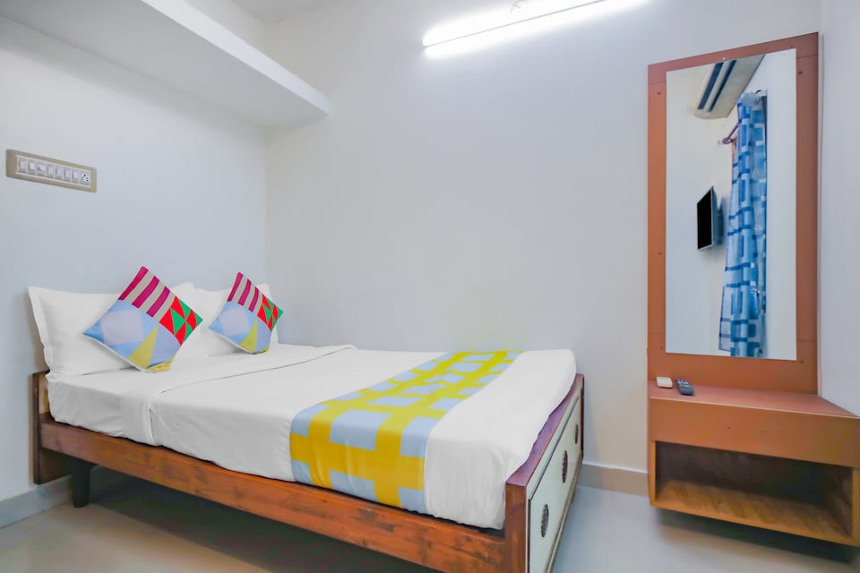 OYO Home 78810 Shankar Pleasant Stays, GST Chennai, Chennai