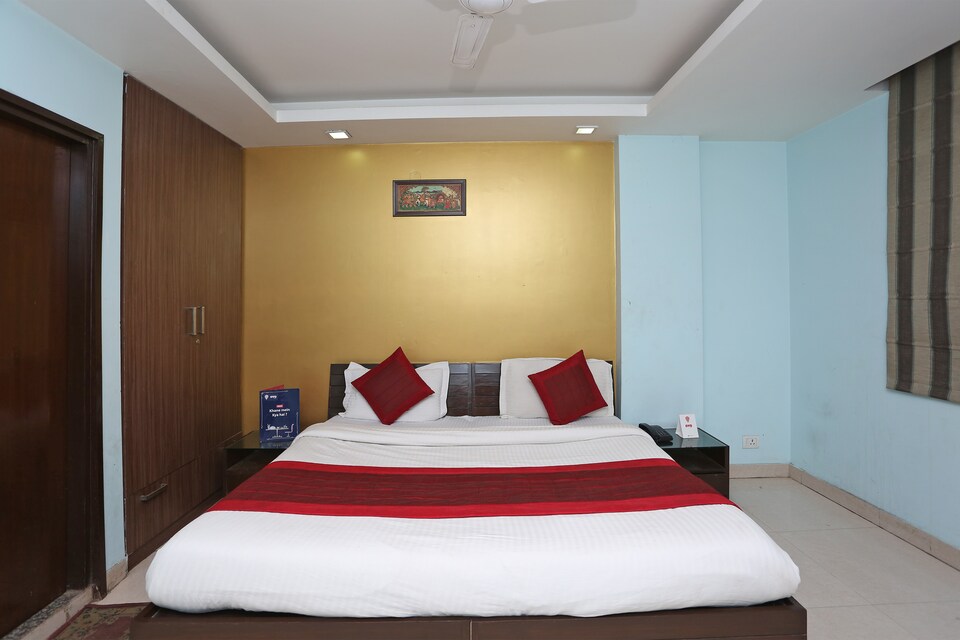 OYO 6596 Hotel Flight Path, Airport Delhi, Delhi Transit