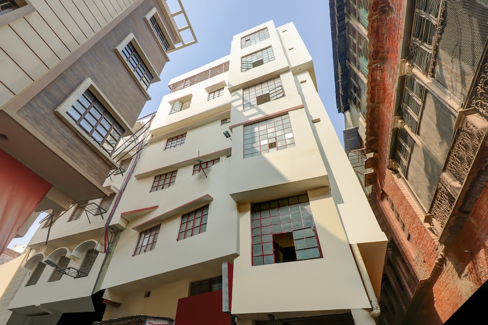 OYO 78862 Hotel M K, Godowlia, Varanasi