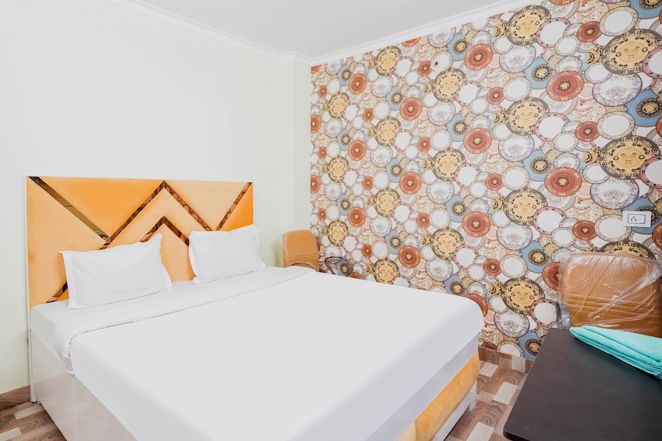 OYO 78872 Collection O Dwarka More, Dwarka Delhi, Delhi