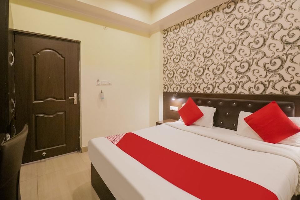 Duplicate code of - LCK2245, Gomti Nagar Lucknow, Lucknow