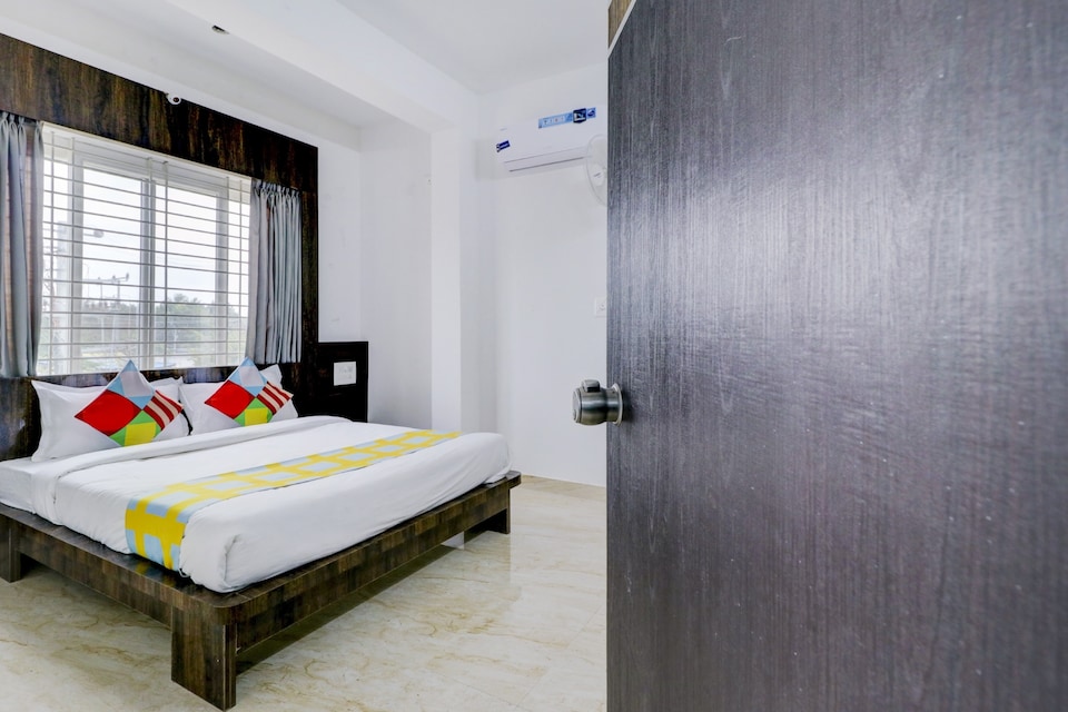 POP HOME 78903 S Silver Suites, Mysore Kuvempu Nagar, Mysore