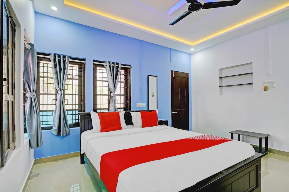 OYO Flagship Fairland Guest House, Thampanoor Trivandrum, Trivandrum