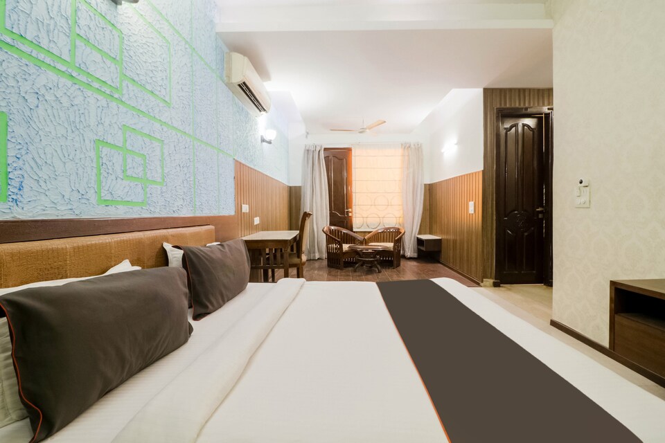 OYO 78931 Collection O Hotel Golf Inn, Golf Course Road, Gurgaon