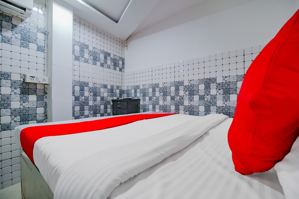 OYO 78956 A-one Guest House, Mumbai BCEC, Mumbai