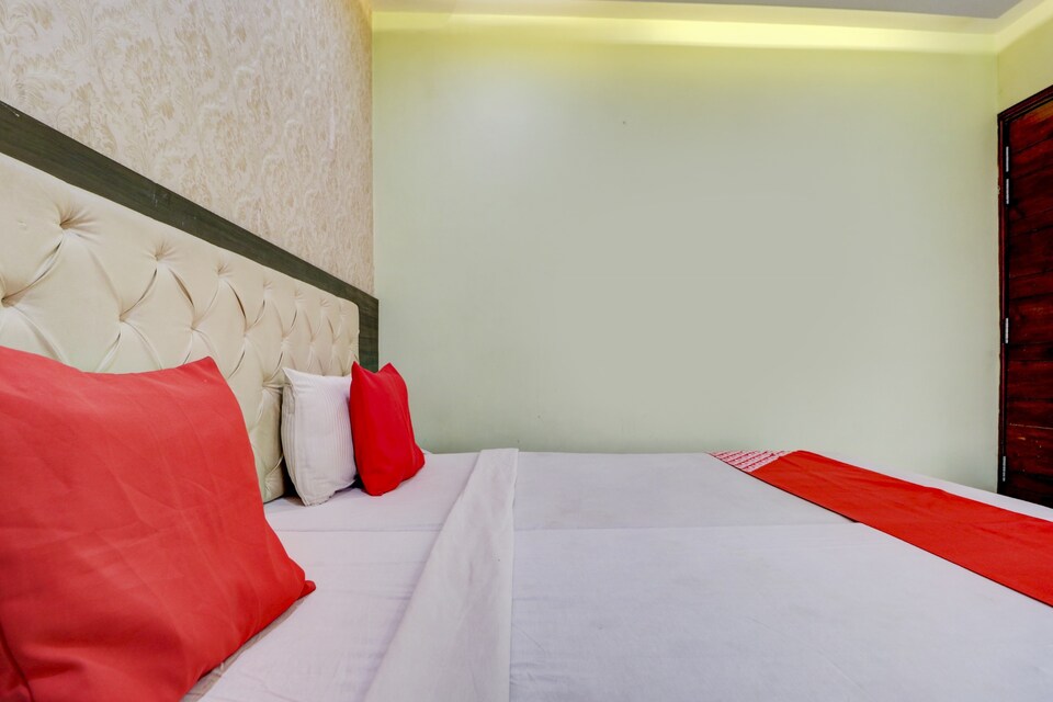 OYO Hotel B2, Ludhiana Railway Station, Ludhiana