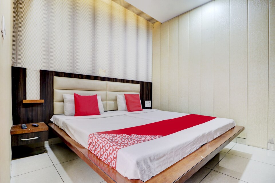 OYO Hotel B2, Ludhiana Railway Station, Ludhiana
