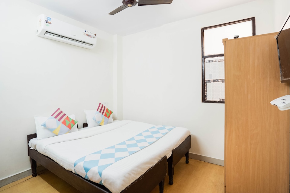OYO 78969 Singh Home, Lajpat Nagar Delhi, Delhi