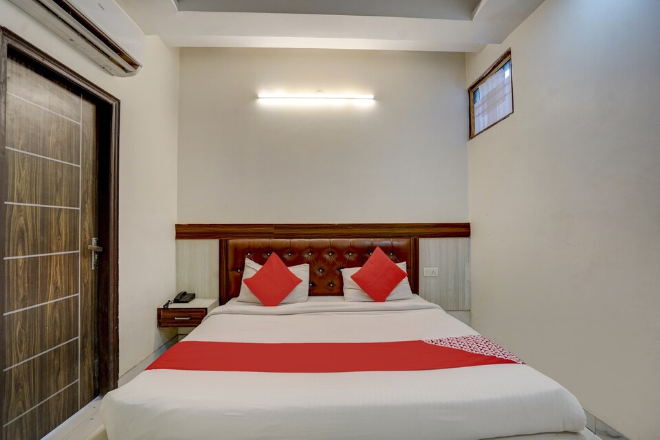 OYO 78981 The Diamond Nest, Noida City, Noida