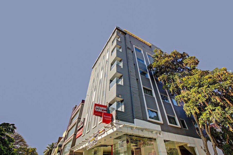 Capital O 78988 Smile Hotel , Jayanagar Bangalore, Bangalore