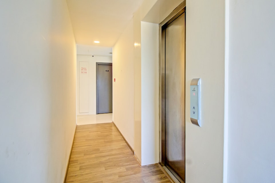 Capital O 78988 Smile Hotel , Jayanagar Bangalore, Bangalore