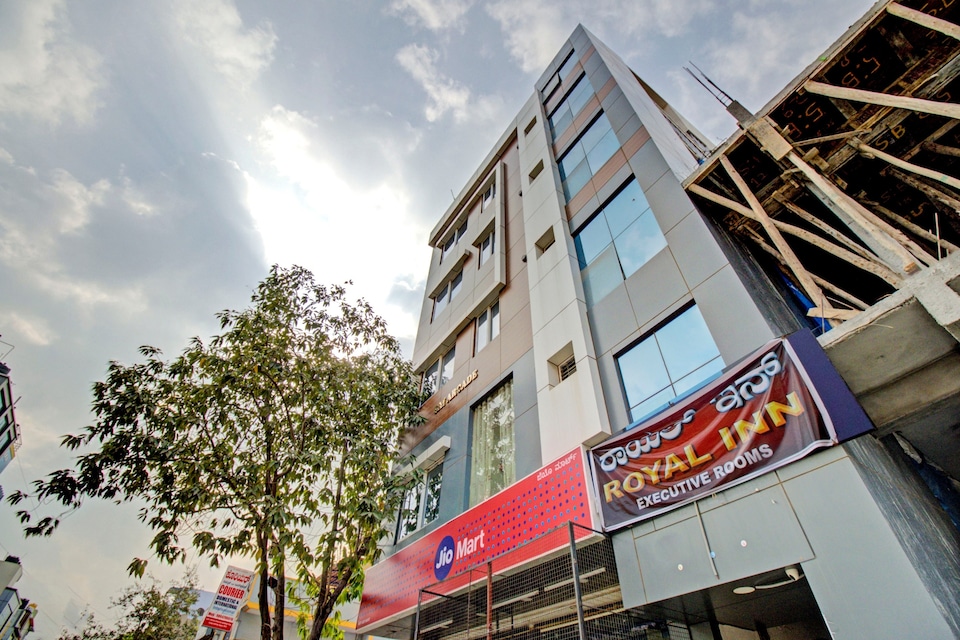 Capital O 79028 Royal Inn, Jalahalli Bangalore, Bangalore