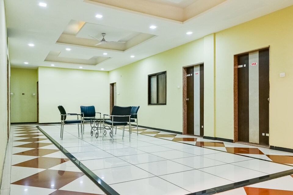 OYO NSK196 Hotel Sundara, Nashik, Nashik