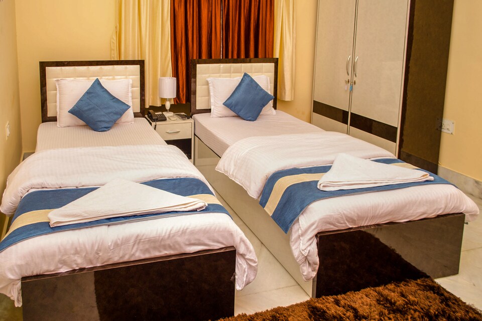 OYO 6611 Indrakshi CK Block, Salt Lake Kolkata, Kolkata