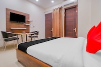 Hotel O Crystal Empire