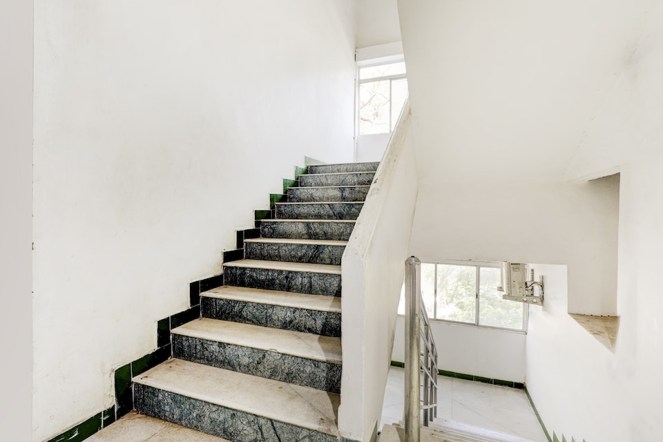 LIVE AS CHN495, Pondy Bazzar, Chennai