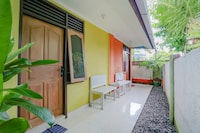 OYO Life 90301 Hidden Village Uluwatu