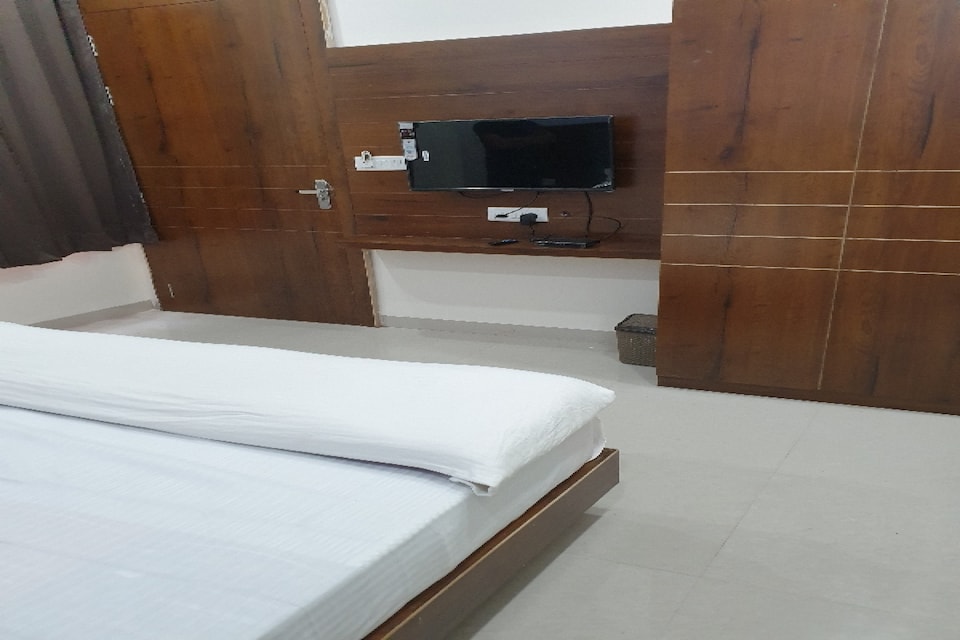 OYO 79110 Hotel Gulmohar, Mathura, Mathura