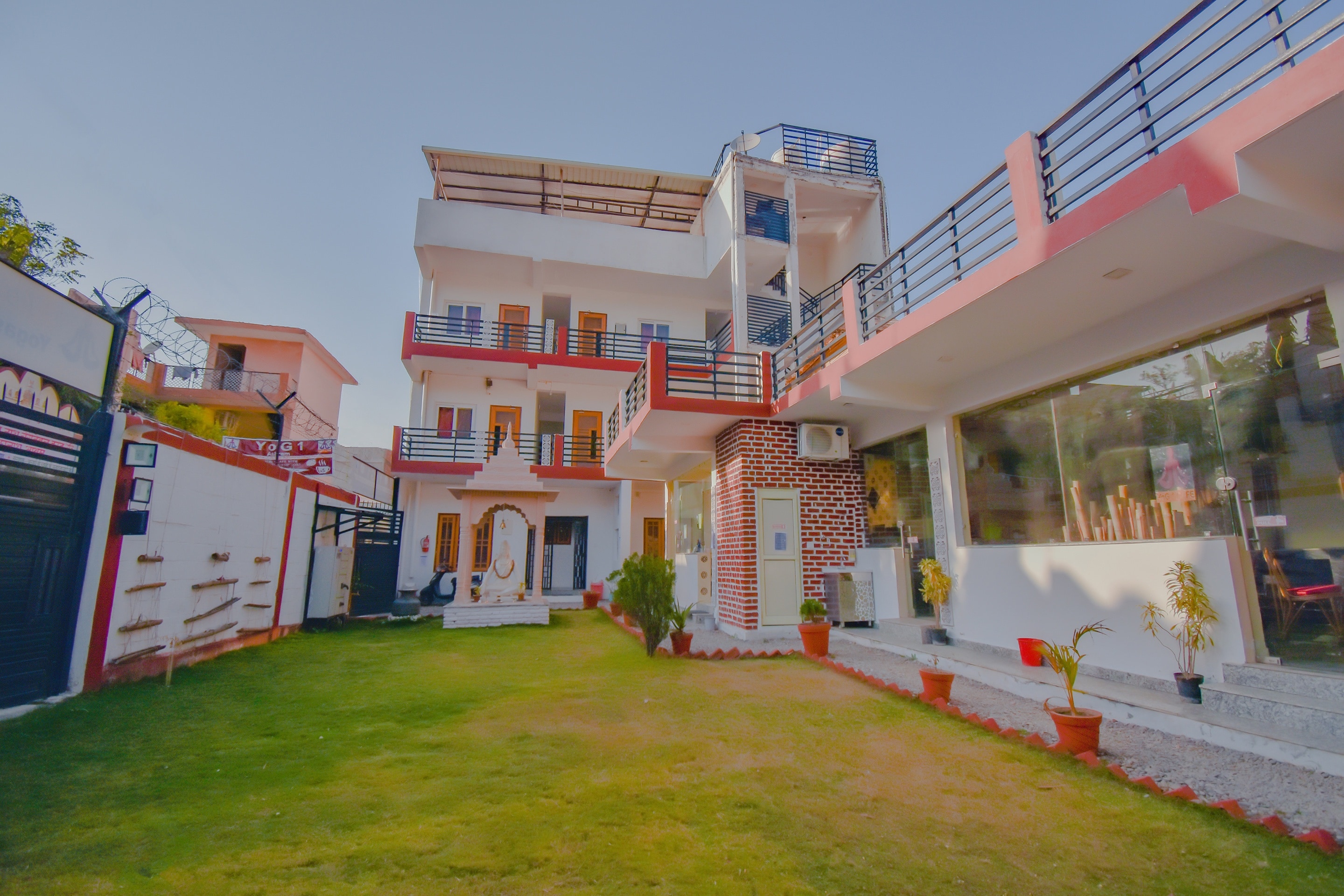 OYO Yog 1, OYO Rooms Rishikesh, Book ₹2258 OYO