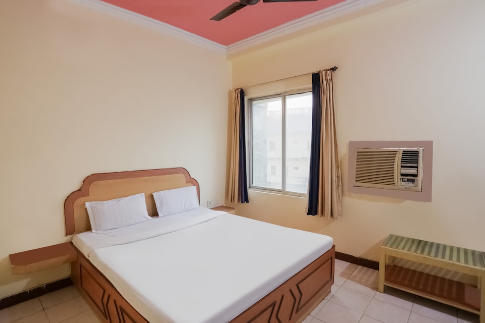 OYO 79179 The Finch, Swargdwar Puri, Puri