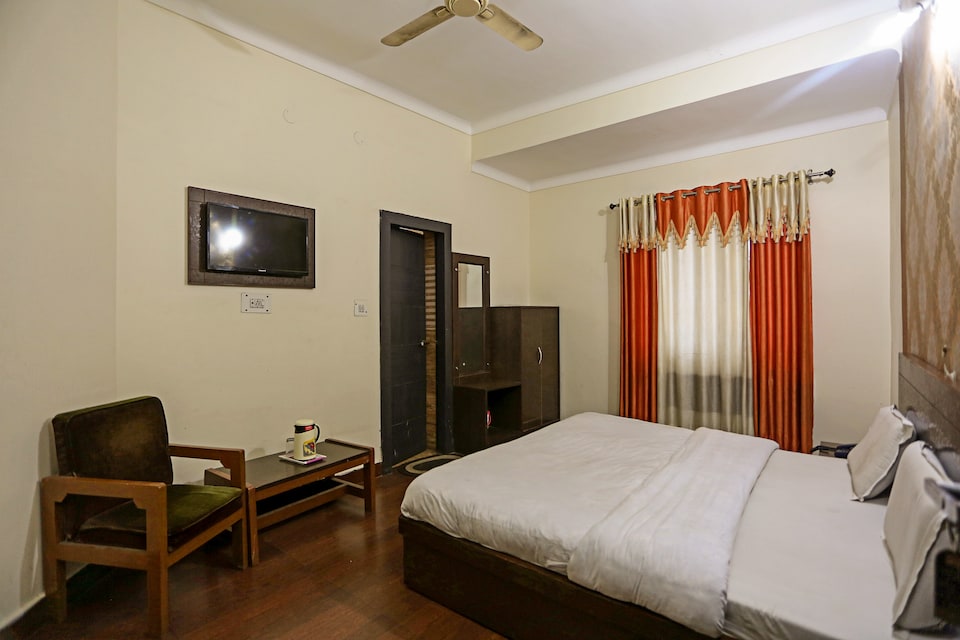 OYO 6624 Hotel Ashiana, Katra, Katra