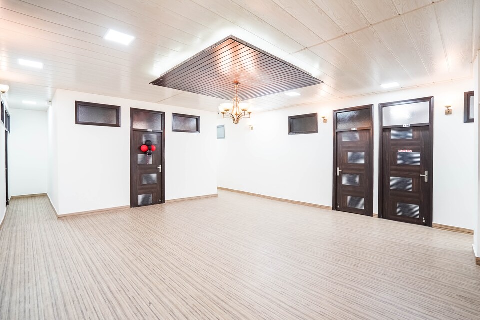 Live on DEL3635, Nehru Place, Delhi