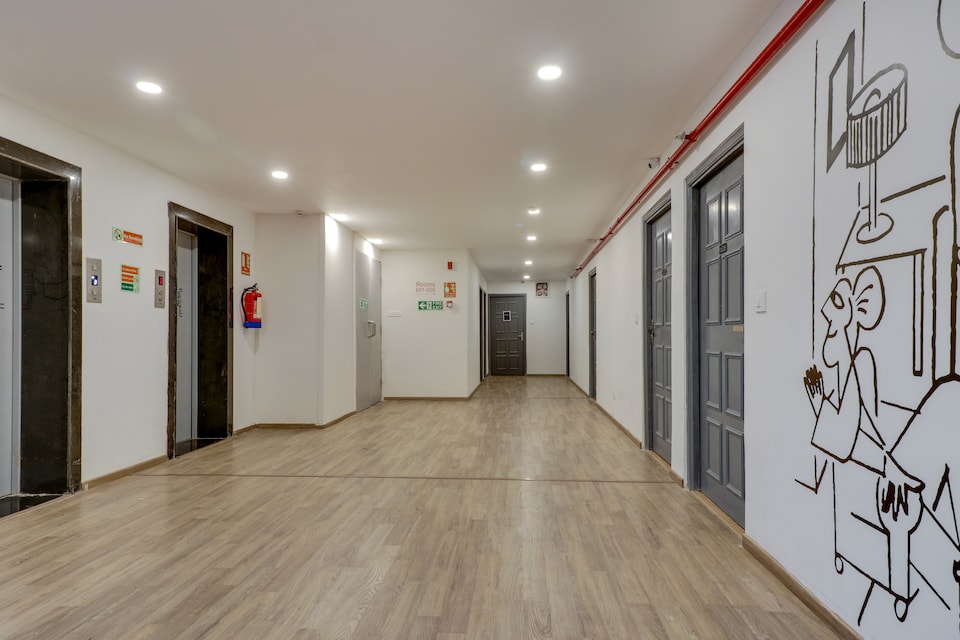 OYO Townhouse 181 Ganeshpeth Colony, Bus Stand Nagpur, Nagpur