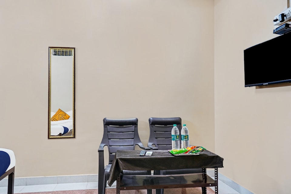 Hotel O  HOTEL SHIVAM, Pandri Road, Raipur