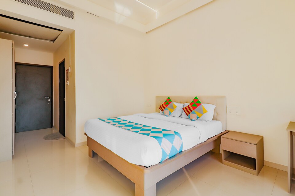 OYO HOME 79227 Luxury Rooms Shree Swami Residency, Virar, Mumbai Vasai-Virar-Naigaon, Mumbai