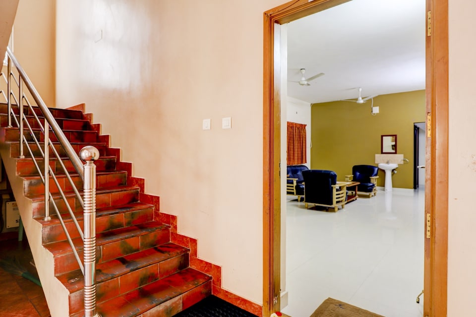 OYO 79255 Happy Homes Service Apartments , Guindy Chennai, Chennai
