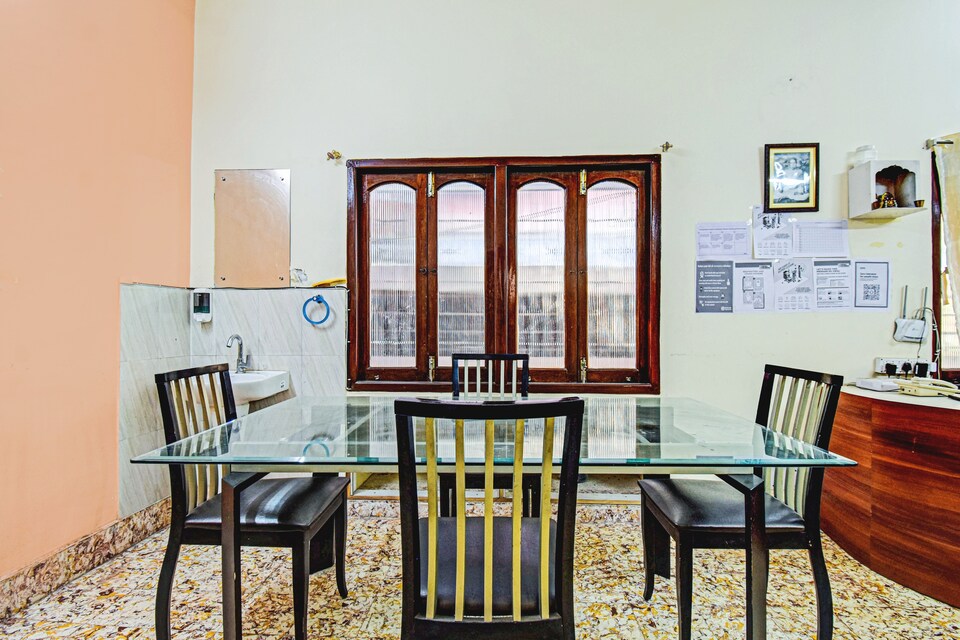 OYO 79256 Saltlake 2nd Homestay, Salt Lake Kolkata, Kolkata