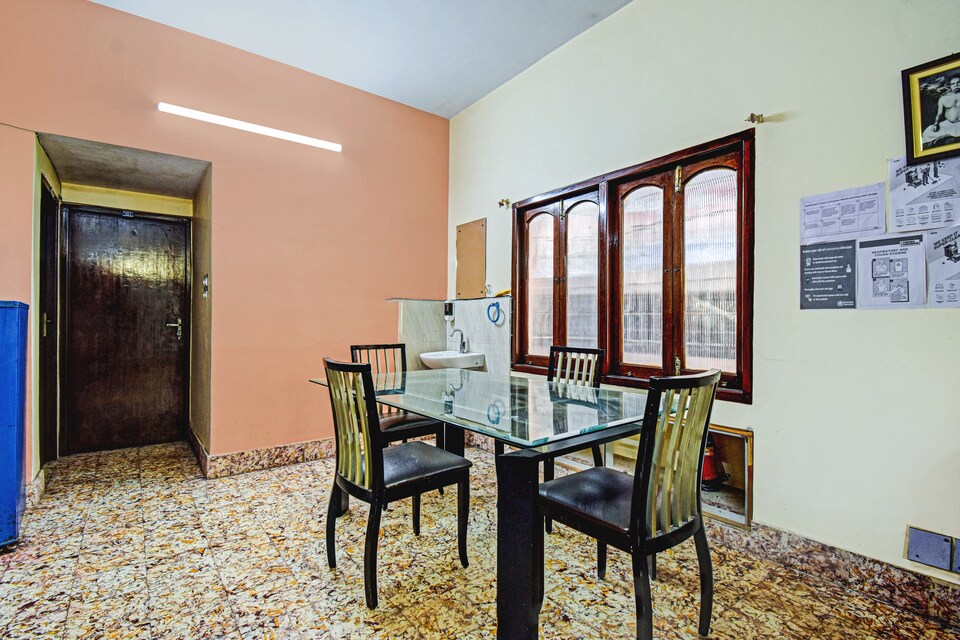 OYO 79256 Saltlake 2nd Homestay, Salt Lake Kolkata, Kolkata