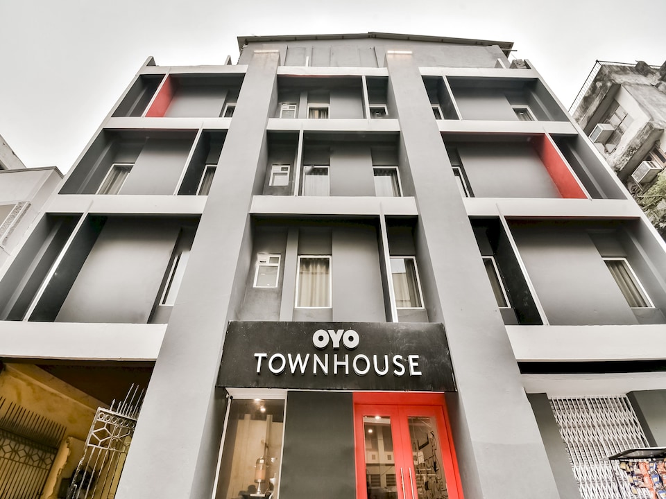 Super Townhouse Menka, Gandhi Maidan Patna, Patna