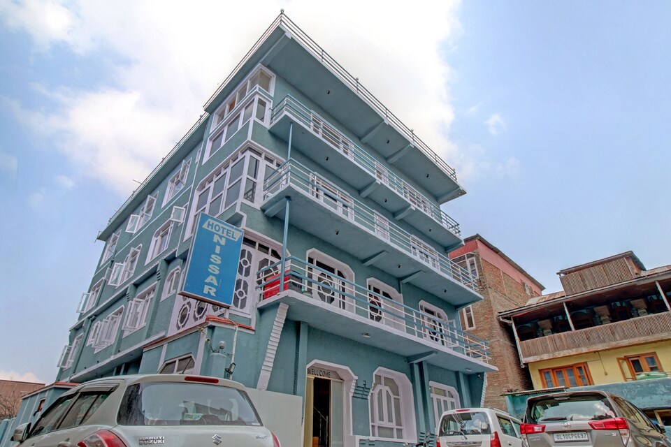 OYO Hotel Nissar, Dalgate Srinagar, Srinagar