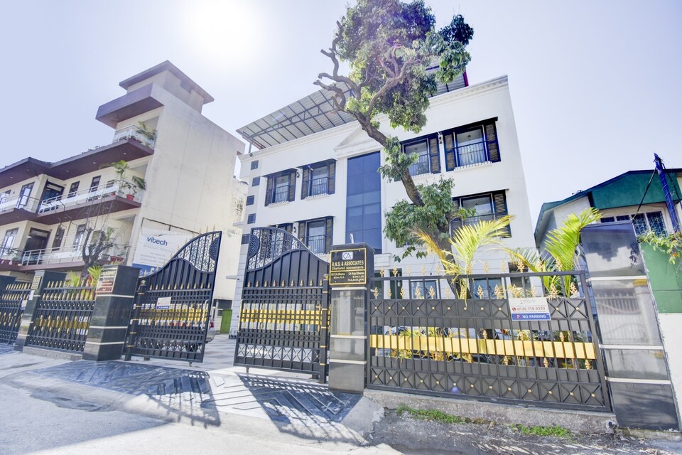 Capital O 79273 R.n.s Residency, Rajpur Road Dehradun, Dehradun