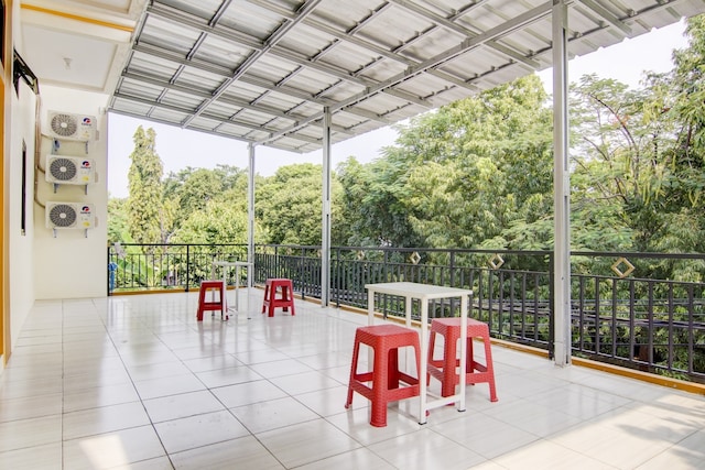 OYO 90322 Joy Homestay Near Bella Terra Lifestyle Center
