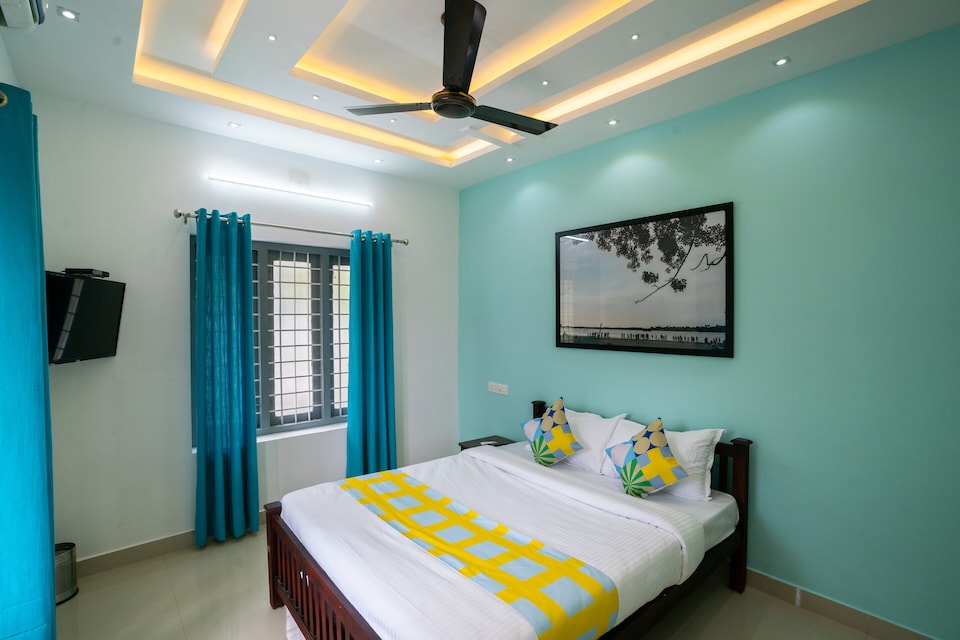 OYO Home The City Villa, Ankamaly Airport Kochi, Kochi