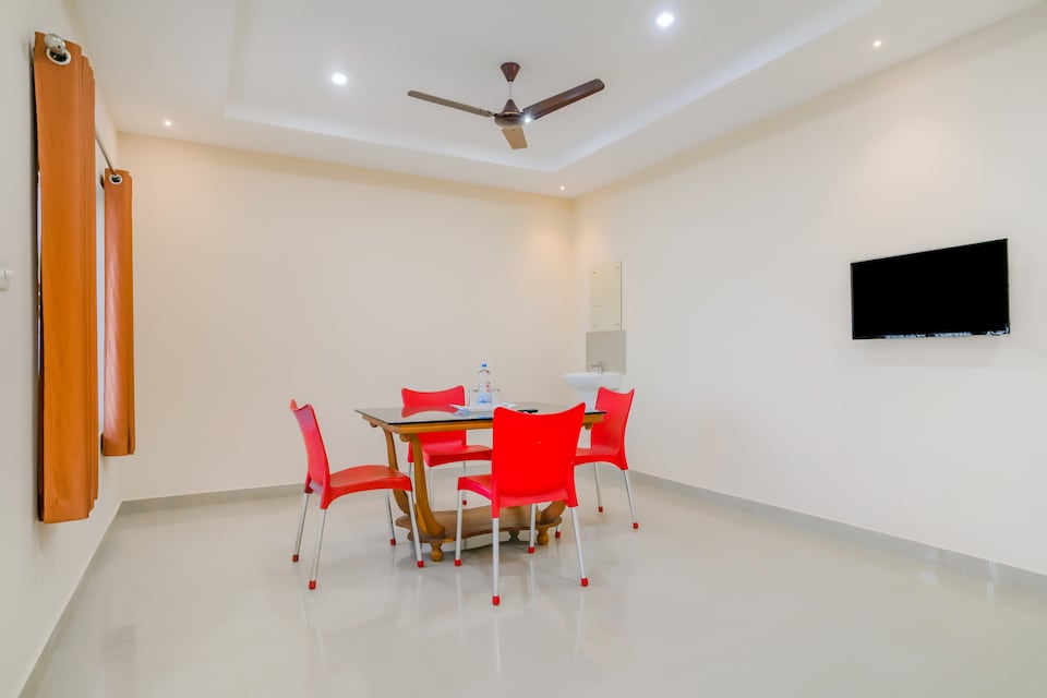 OYO 79307 krishnaa suites, Kannur, Kannur