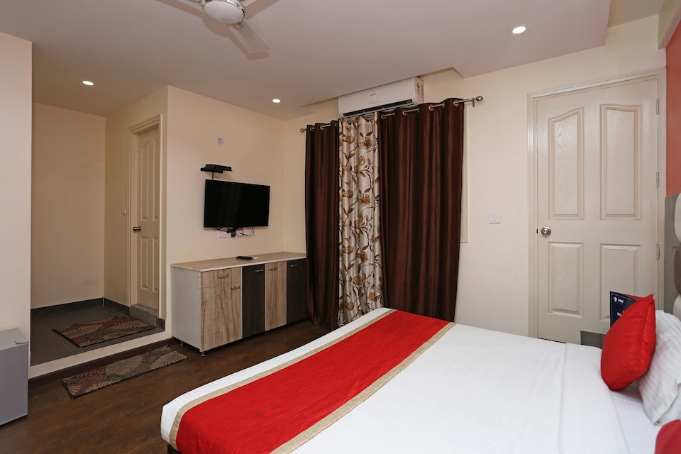 OYO 9029 Hotel Grand Shoba, Airport Delhi, Delhi Transit