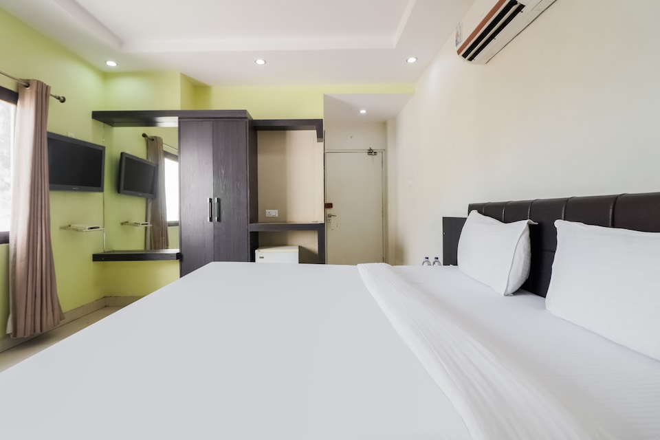 OYO Home Hotel Liberty Residency, Lanka, Varanasi