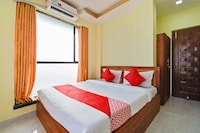 Hotel O OM Shanti Palace