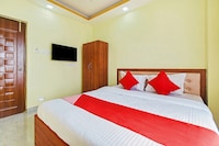 Hotel O OM Shanti Palace