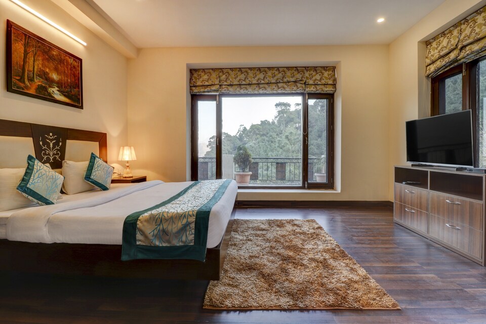 Belvilla Valley View 3BHK Modern Villa, Kasauli, Kasauli