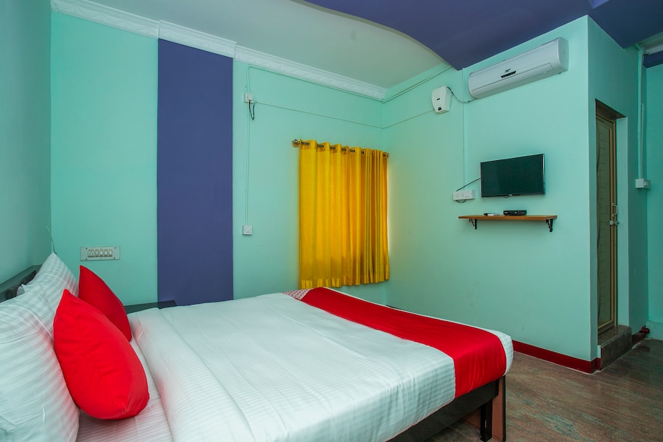 OYO 79363 Raikar Residency, RT Nagar, Bangalore