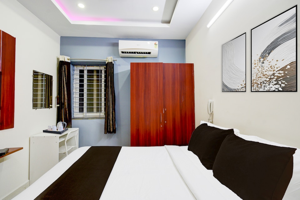 Super Collection O Khajaguda Hills Formerly Sri Balaji Luxary Rooms, Gachibowli, Hyderabad