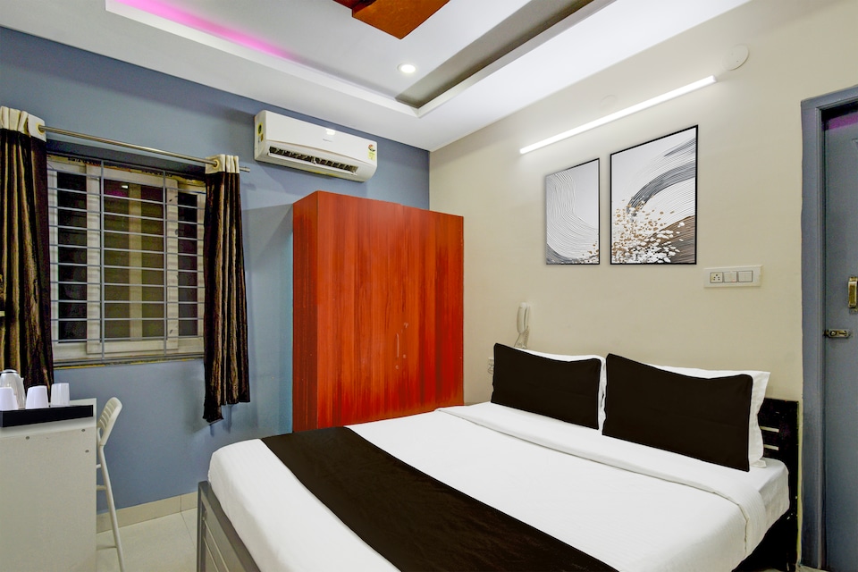 Super Collection O Khajaguda Hills Formerly Sri Balaji Luxary Rooms, Gachibowli, Hyderabad