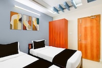 Super Collection O Khajaguda Hills Formerly Sri Balaji Luxary Rooms