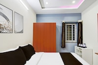Super Collection O Khajaguda Hills Formerly Sri Balaji Luxary Rooms